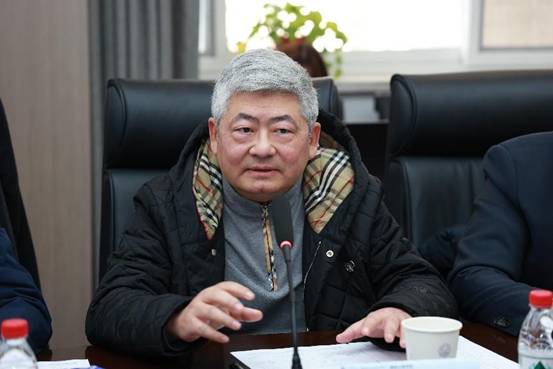 中国工程院院士、High漫画
名誉院长于全讲话